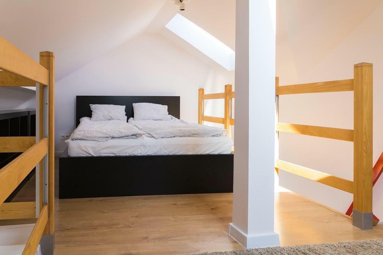Timegoesslow Cozy Attic City Center Tychy Kültér fotó
